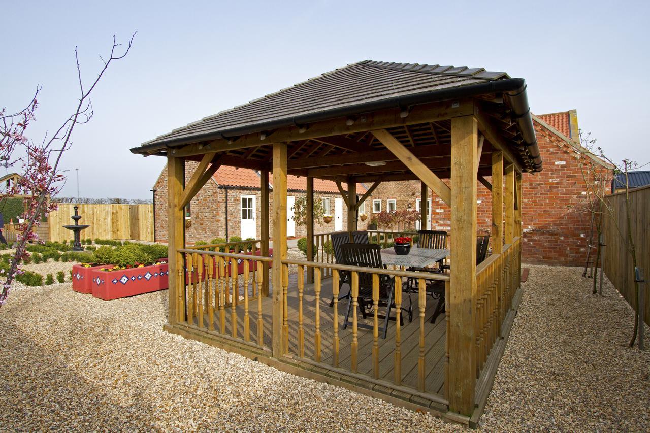 Meals Farm - Courtyard Room North Somercotes Екстериор снимка